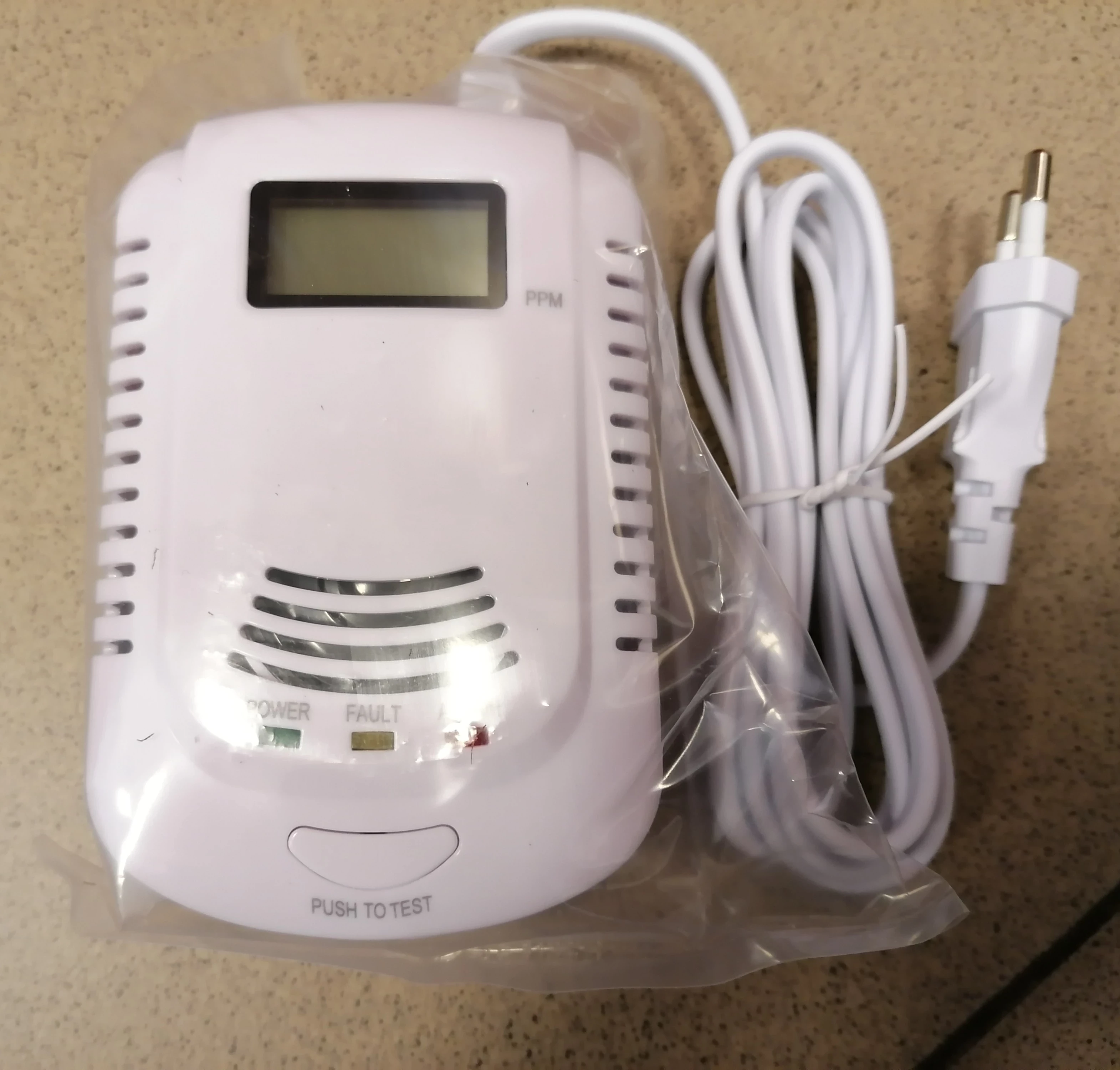 czujnik-czadu-i-gazu-detektor-tlenku-wegla-co-stan-powystawowy