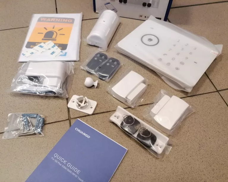 BEZPRZEWODOWY SYSTEM ALARMOWY CHUANGO G5 PLUS