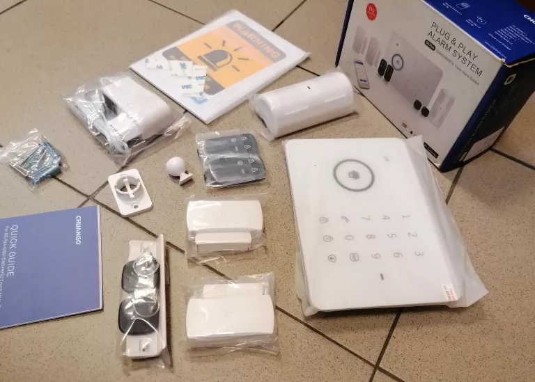 BEZPRZEWODOWY SYSTEM ALARMOWY CHUANGO G5 PLUS