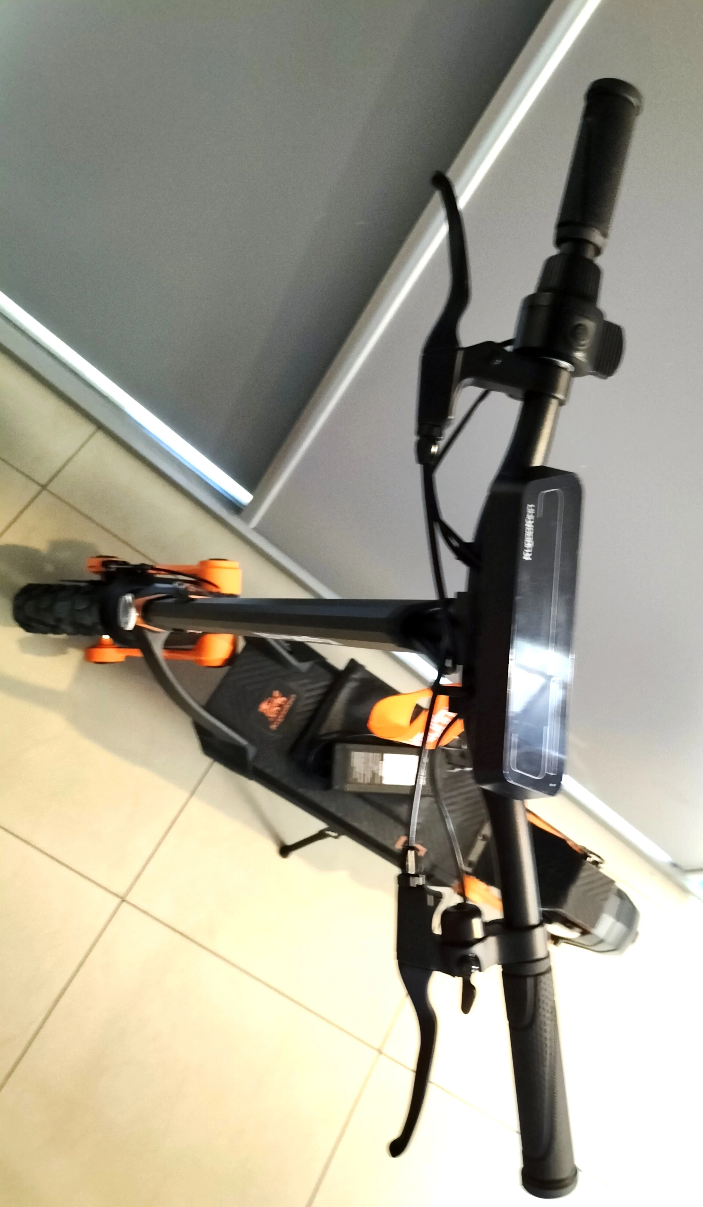 hulajnoga-elektryczna-kugoo-g3-pudelko-stan-uzywany