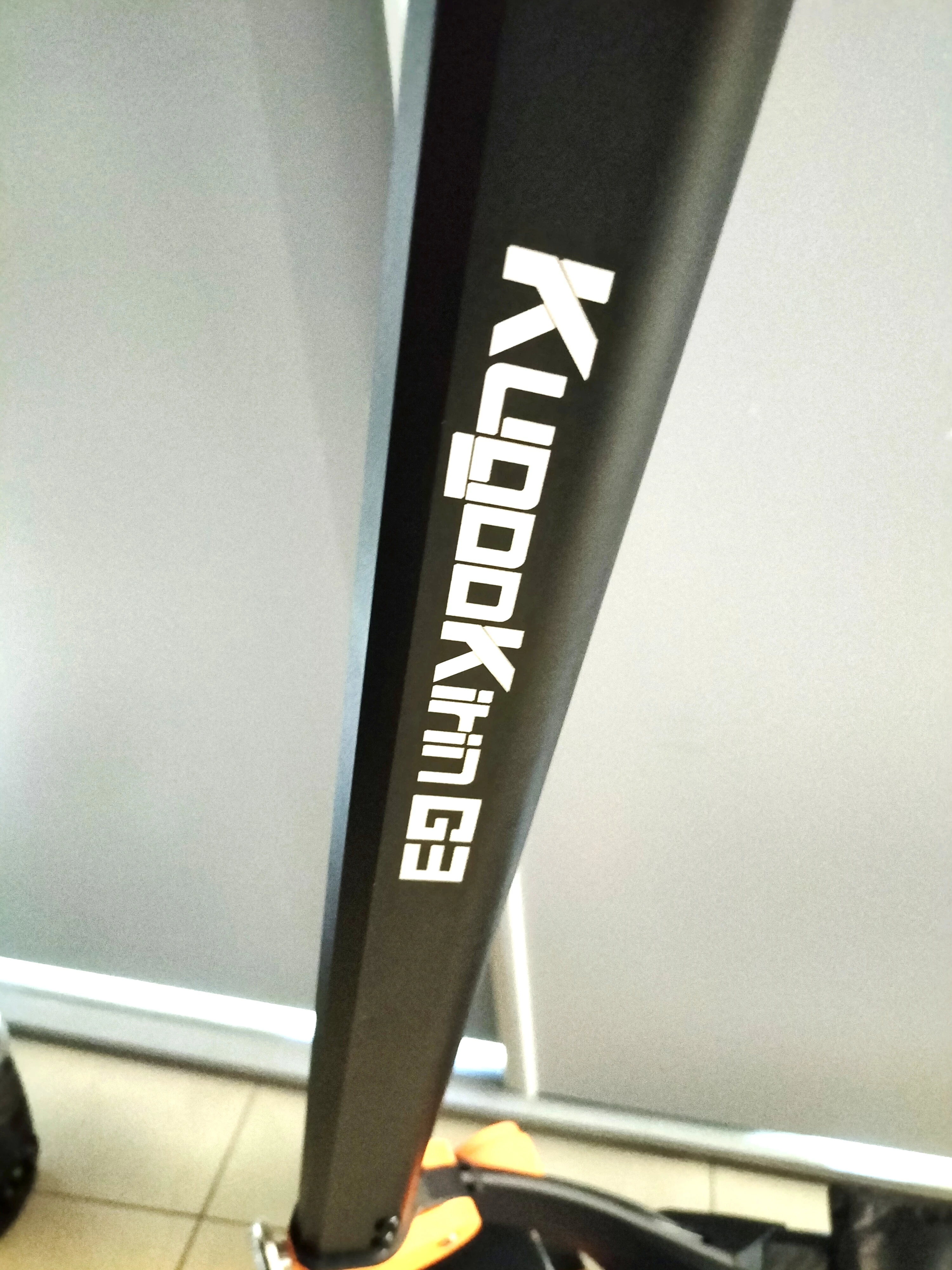 hulajnoga-elektryczna-kugoo-g3-pudelko-marka-kugoo