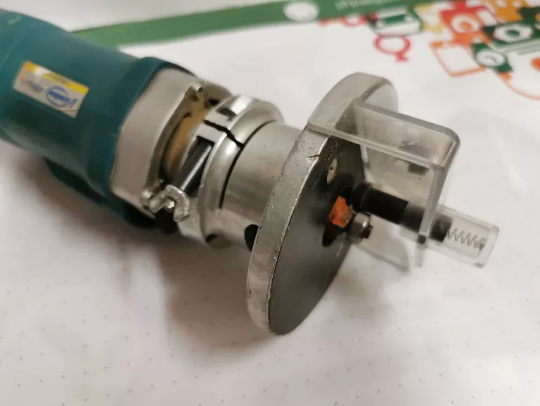 FREZARKA KRAWĘDZIOWA VIRUTEX FR156N 750W