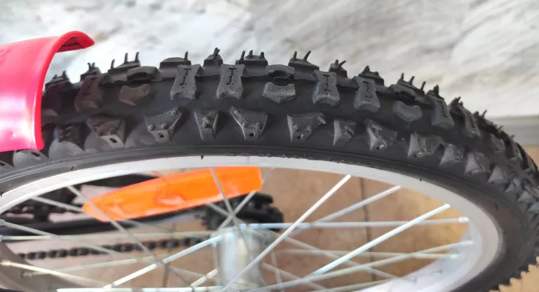 rower-husar-20-boczne-kolka-prowadnik-material-ramy-inny