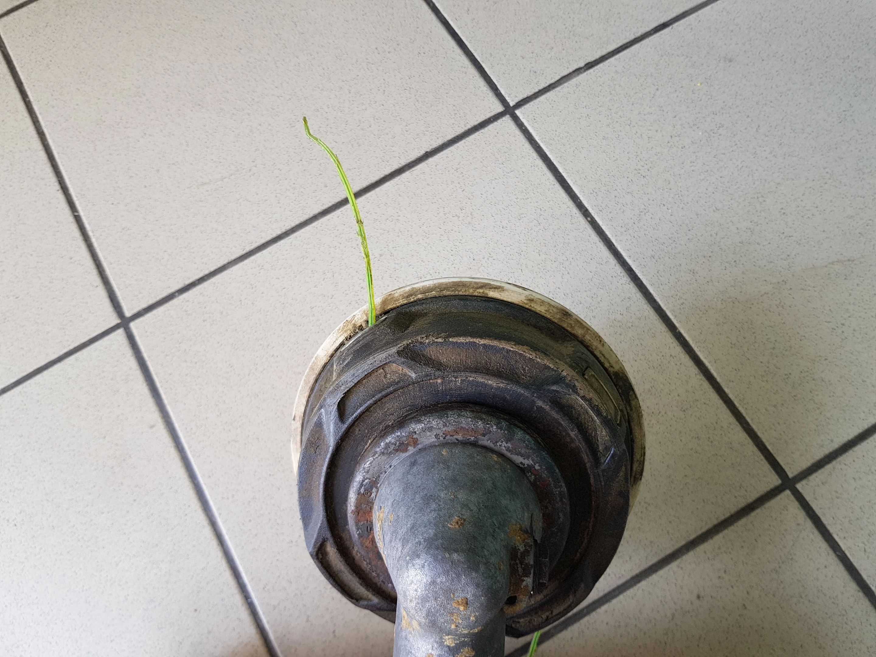 kosa-spalinowa-stihl-fs-310-tylko-odbior-osobisty-ean-gtin-41286400101