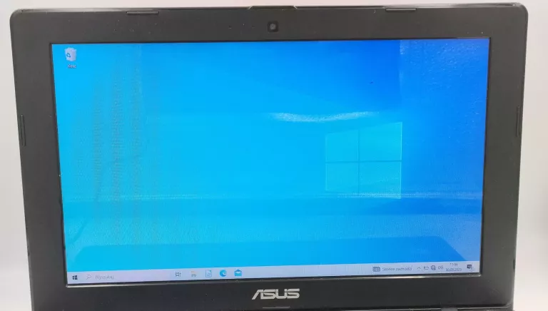 LAPTOP ASUS F200M N2830 4 GB RAM HDD 500GB
