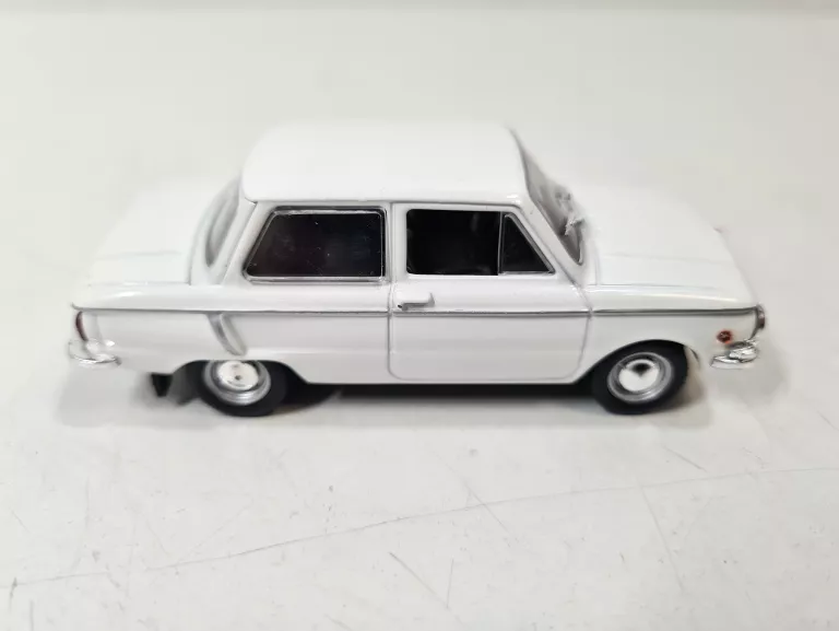 ZAZ ZAPOROŻEC 968A, SKALA 1:43 POLECAM!!