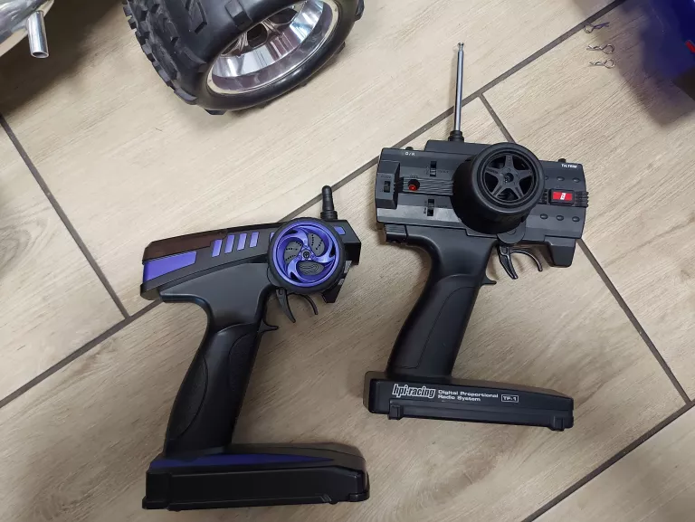 AUTKO SPALINOWE 4X4 SEBEN-RACING + PILOT