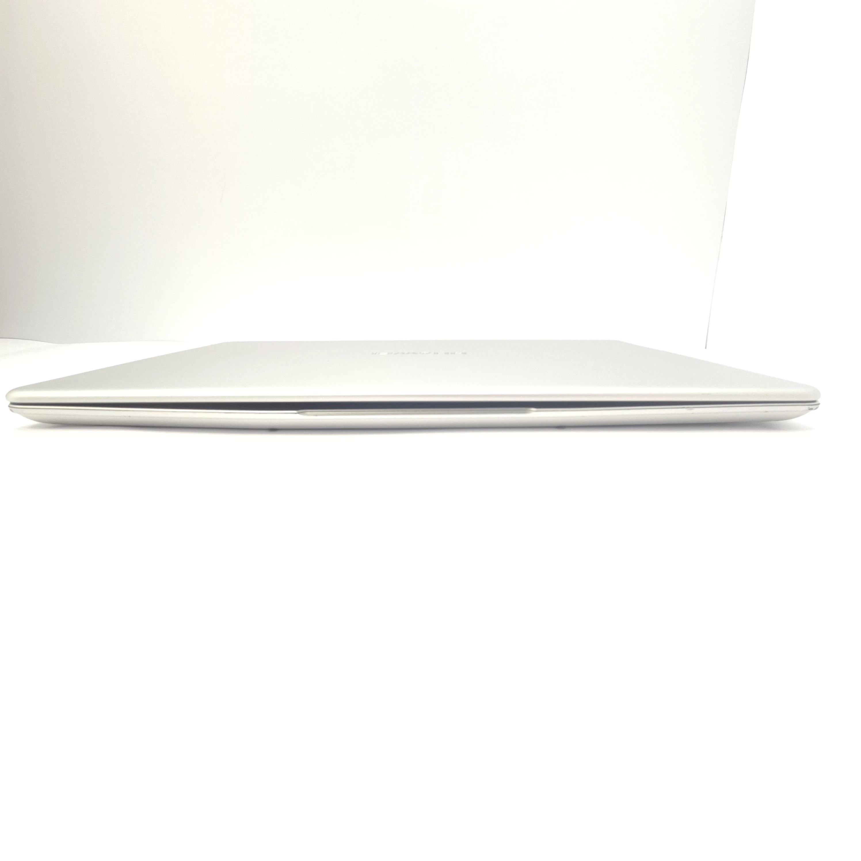 laptop-huawei-matebook-d-core-i5-8-gb-ram-rozdzielczosc-px-1920-x-1080