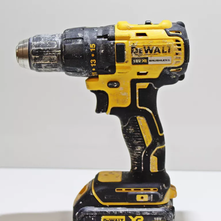 WIERTARKO-WKRĘTARKA DEWALT DCD771C2 18V 1500RPM