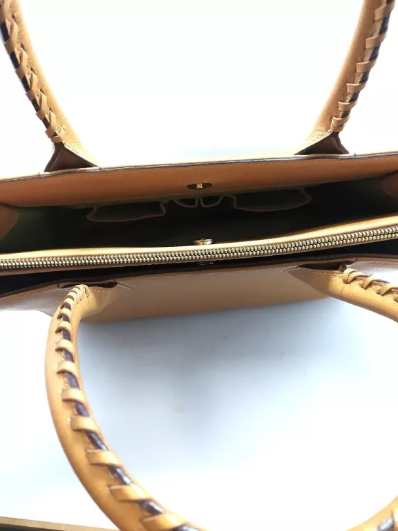 zadbana-torebka-tous-rose-duza-kolor-camel-plec-produkt-damski