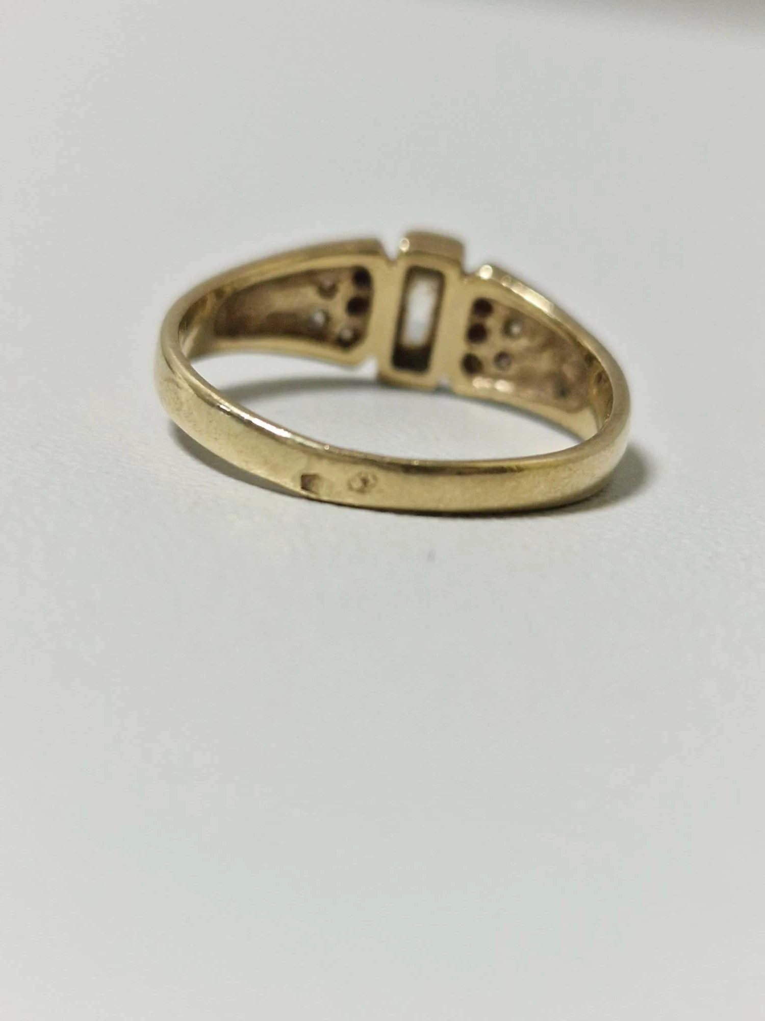 zloty-pierscionek-333-204g-rodzaj-2205-2