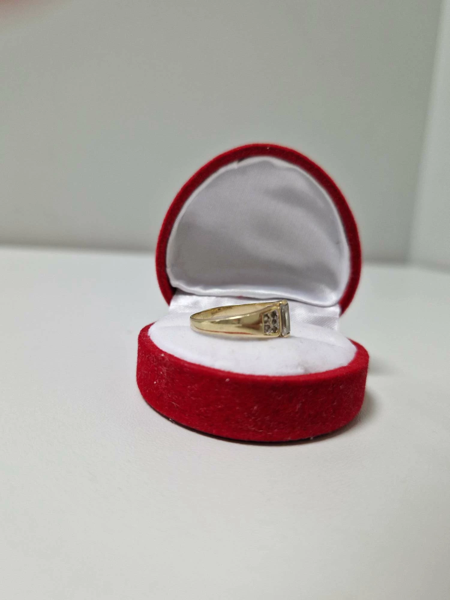 zloty-pierscionek-333-204g-waga-204