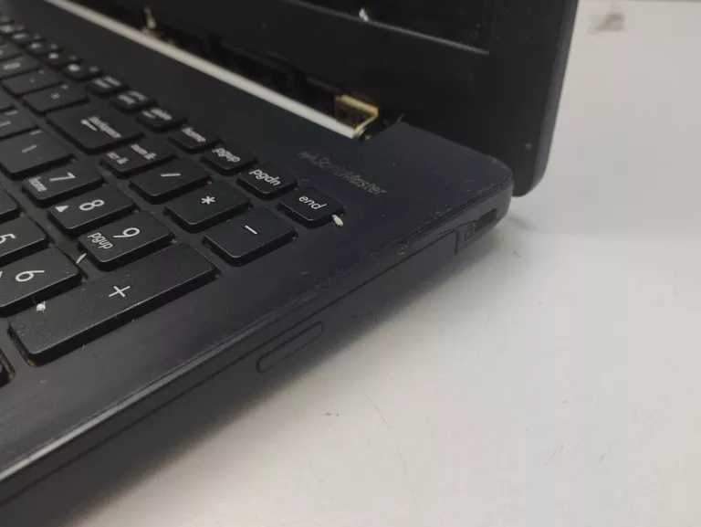 laptop-asus-p553m-opis-przekatna-ekranu-156