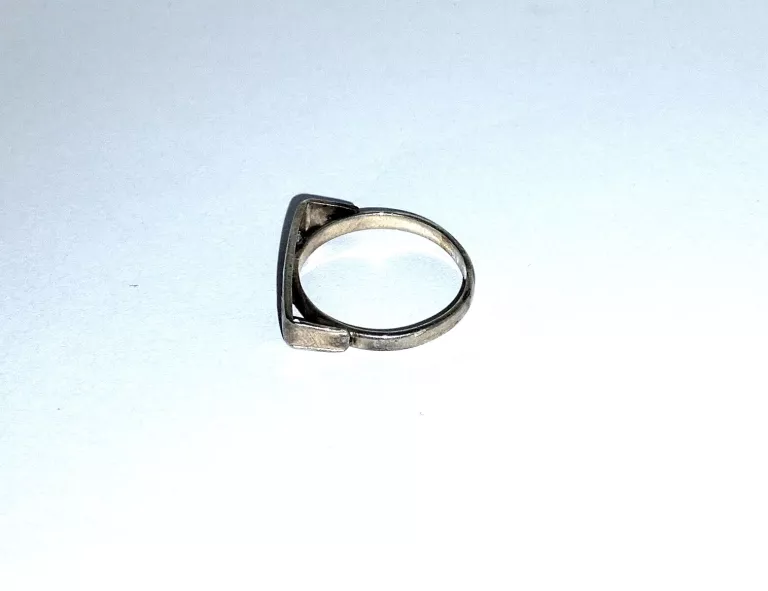 srebrny-pierscionek-925-259g-stan-11323-2