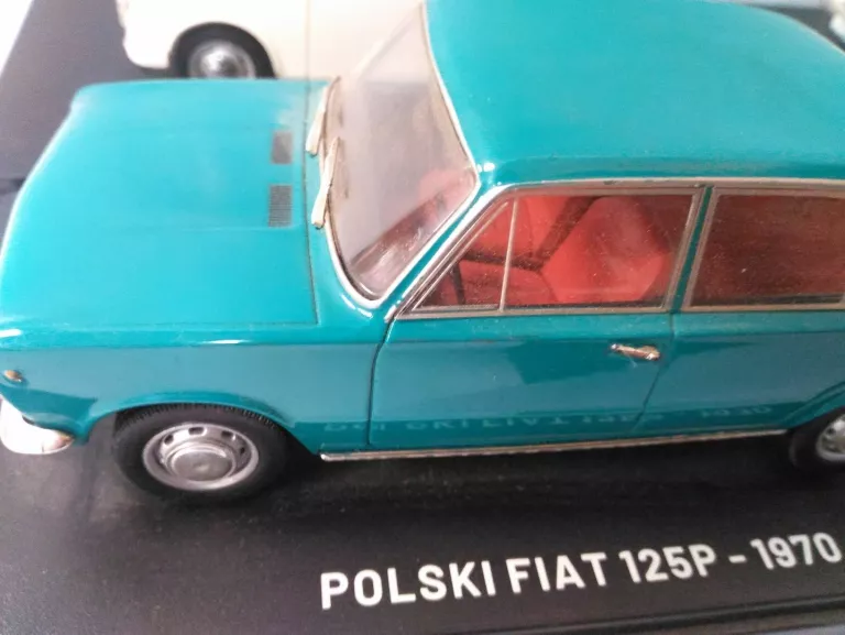 KOLEKCJA 5 MODELI SAMOCHODÓW Z CZASÓW PRL