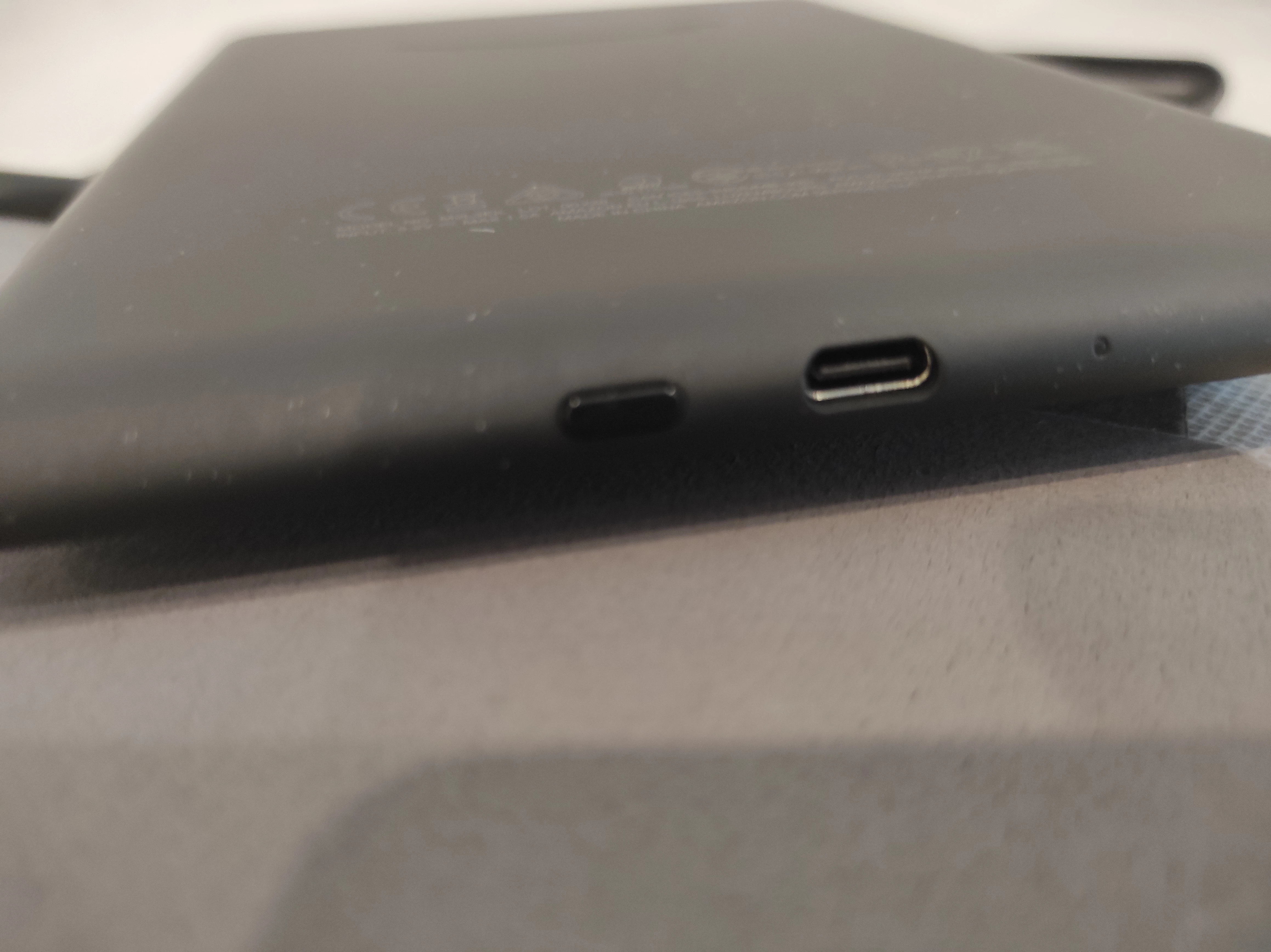 czytnik-ebookow-amazon-kindle-11-m2l3ek-kolor-czarny