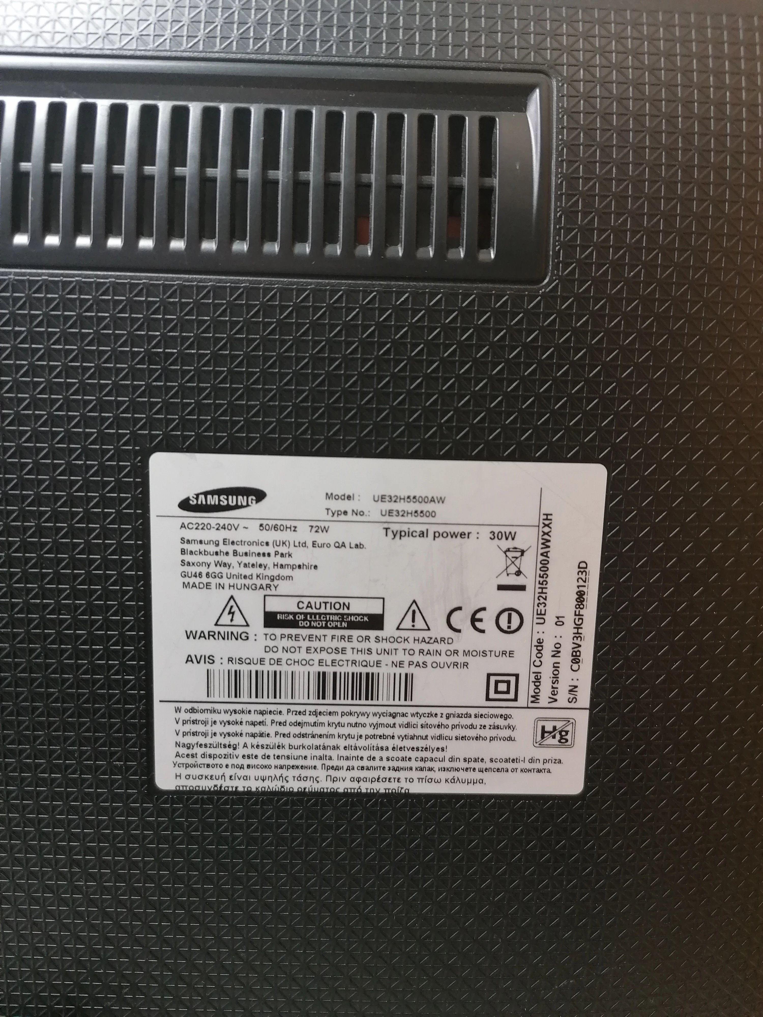 samsung-telewizor-ue32h5500-tv-led-full-hd-32-pilot-smart-tv-inny-system-producenta