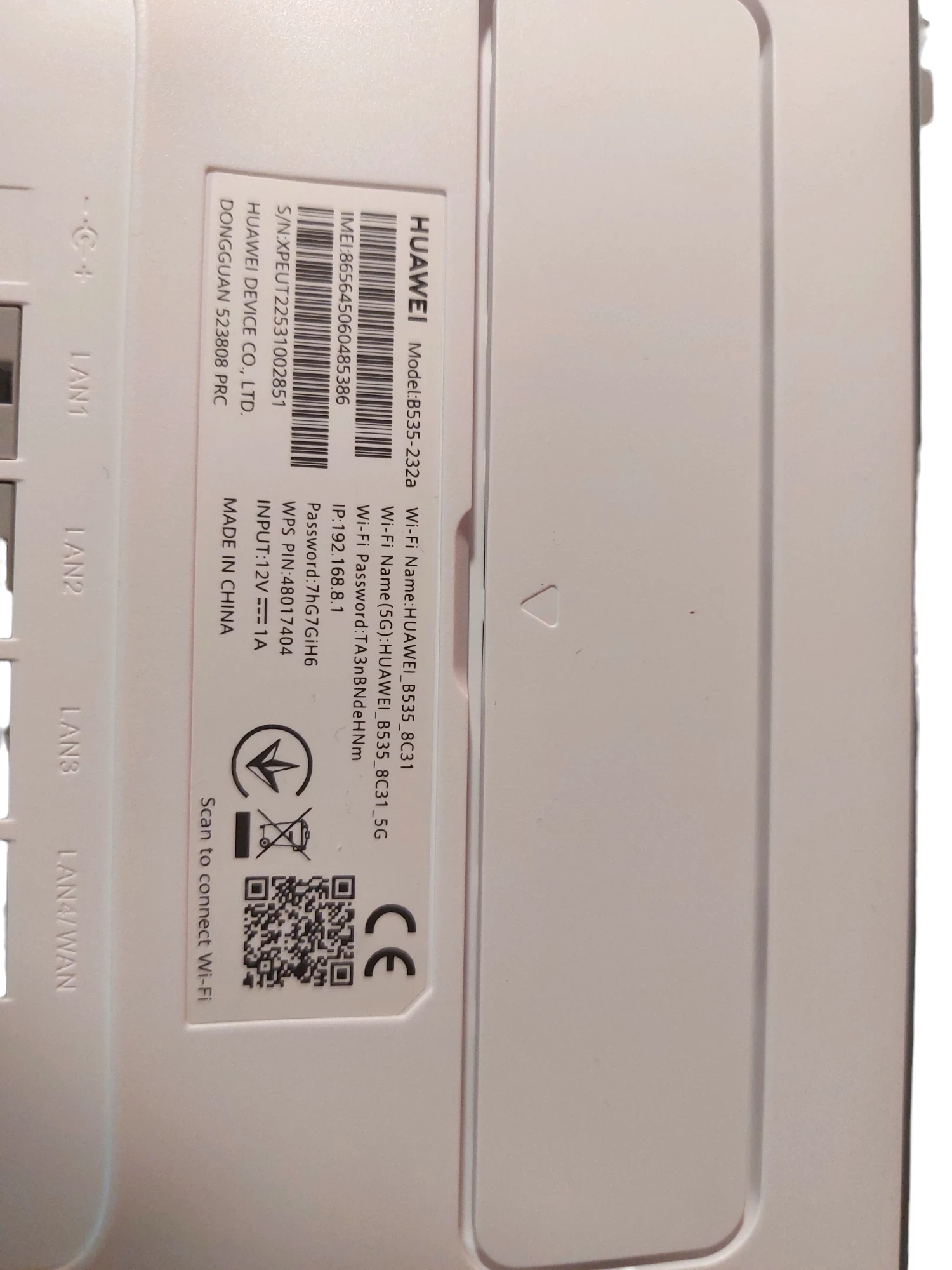 router-huawei-4g-cpe-b535-232a-lte-cat7-white-producent-huawei