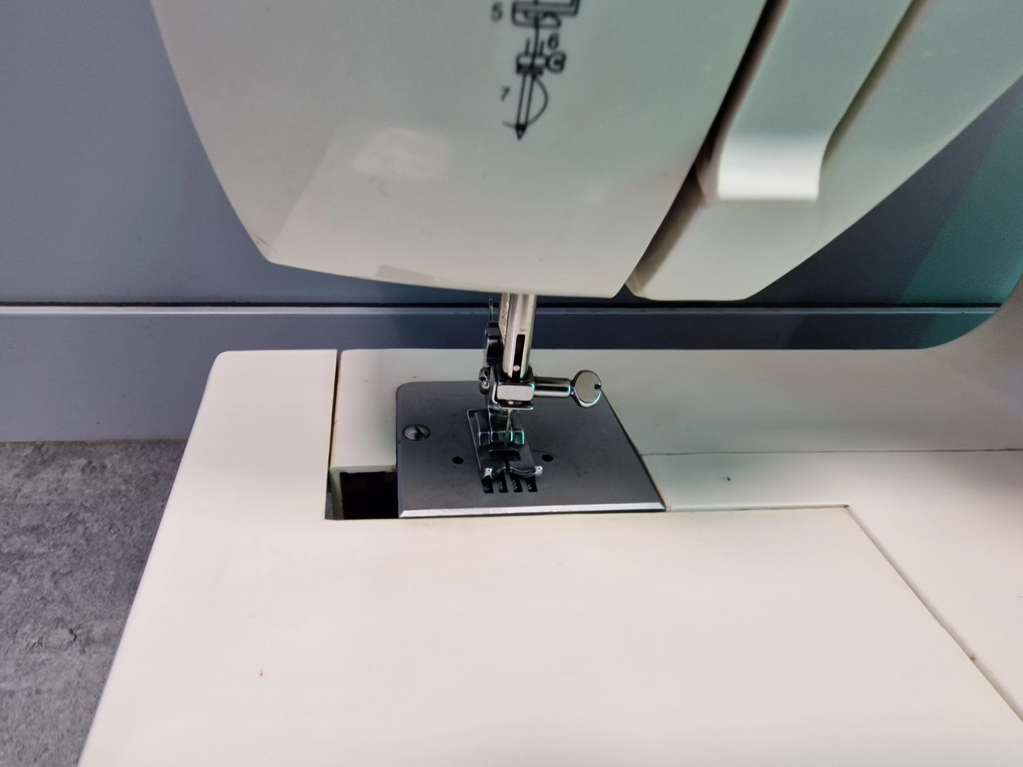 maszyna-do-szycia-arka-radom-888-stan-uzywany