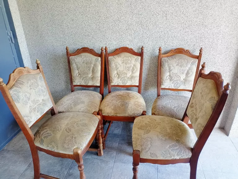 krzesla-antyk-5szt-nadbystrzycka-20-sj-lublin