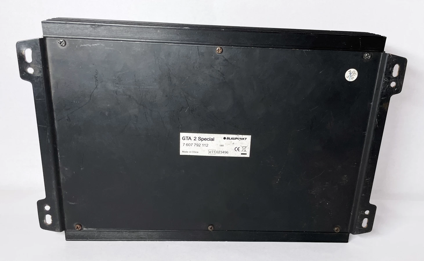 wzmacniacz-blaupunkt-gta2-special-375-w-kod-producenta-gta2-special