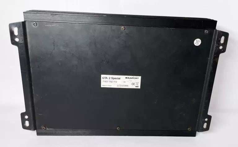 WZMACNIACZ BLAUPUNKT GTA2 SPECIAL 375 W