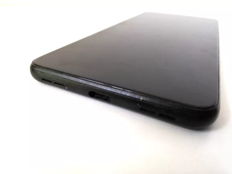 telefon-alcatel-3x-2019-typ-smartfon