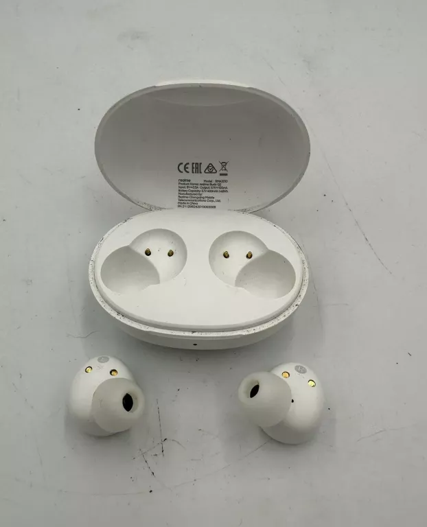 sluchawki-bezprzewodowe-realme-buds-q2-biale-opis-kolor-dominujacy-bialy