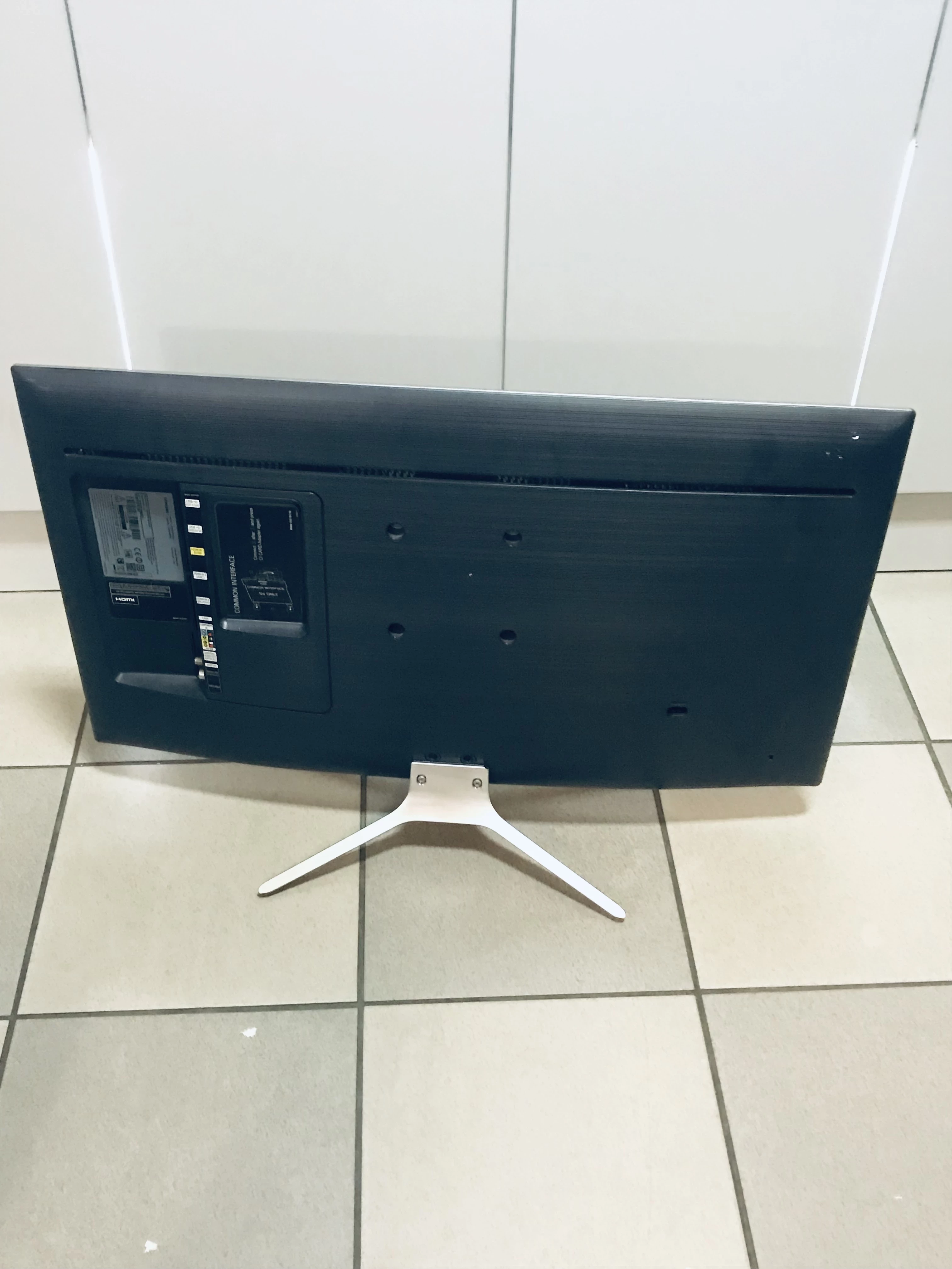 telewizor-samsung-ue32m5672au-smart-tv-kod-producenta-ue32m5672auxxh