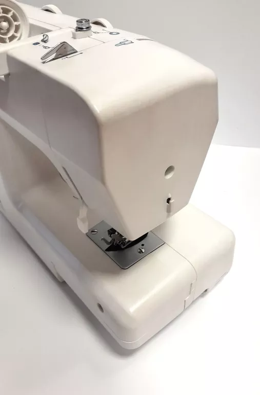 maszyna-do-szycia-silvercrest-snm-33-marka-silvercrest