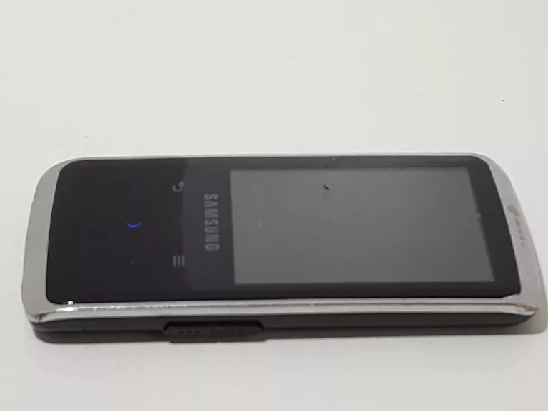 odtwarzacz-mp4-samsung-q2-yp-02-kabel-kolor-czarny