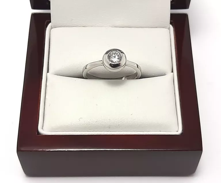 srebrny-pierscionek-okragla-cyrkonia-260g-r14-rodzaj-wyrob-jubilerski