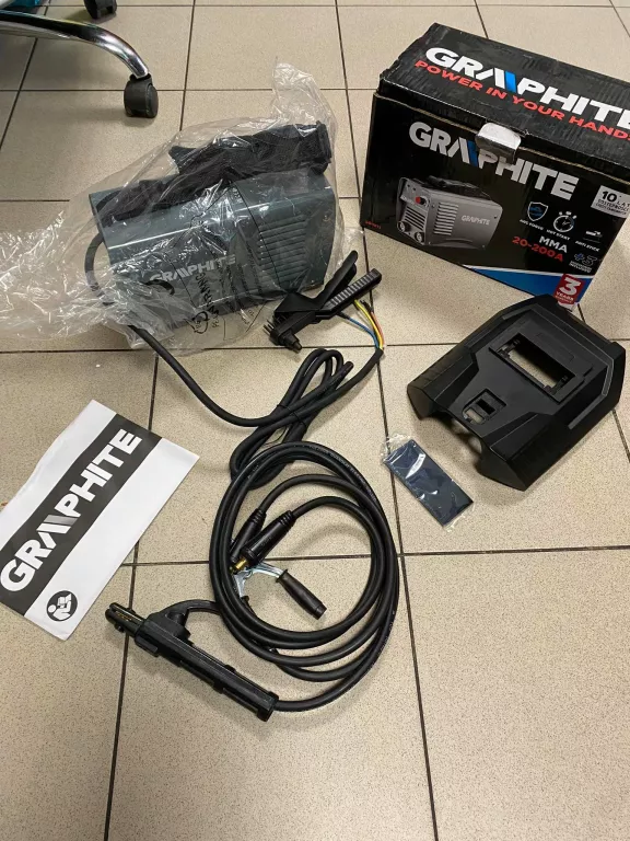 spawarka-inwertorowa-graphite-igbt-200a-56h813-zdunska-49-lowicz