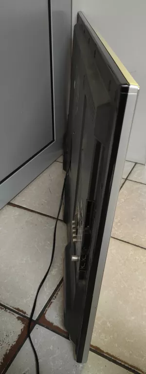 TELEWIZOR PANASONIC TX-L42E6E Z PILOTEM