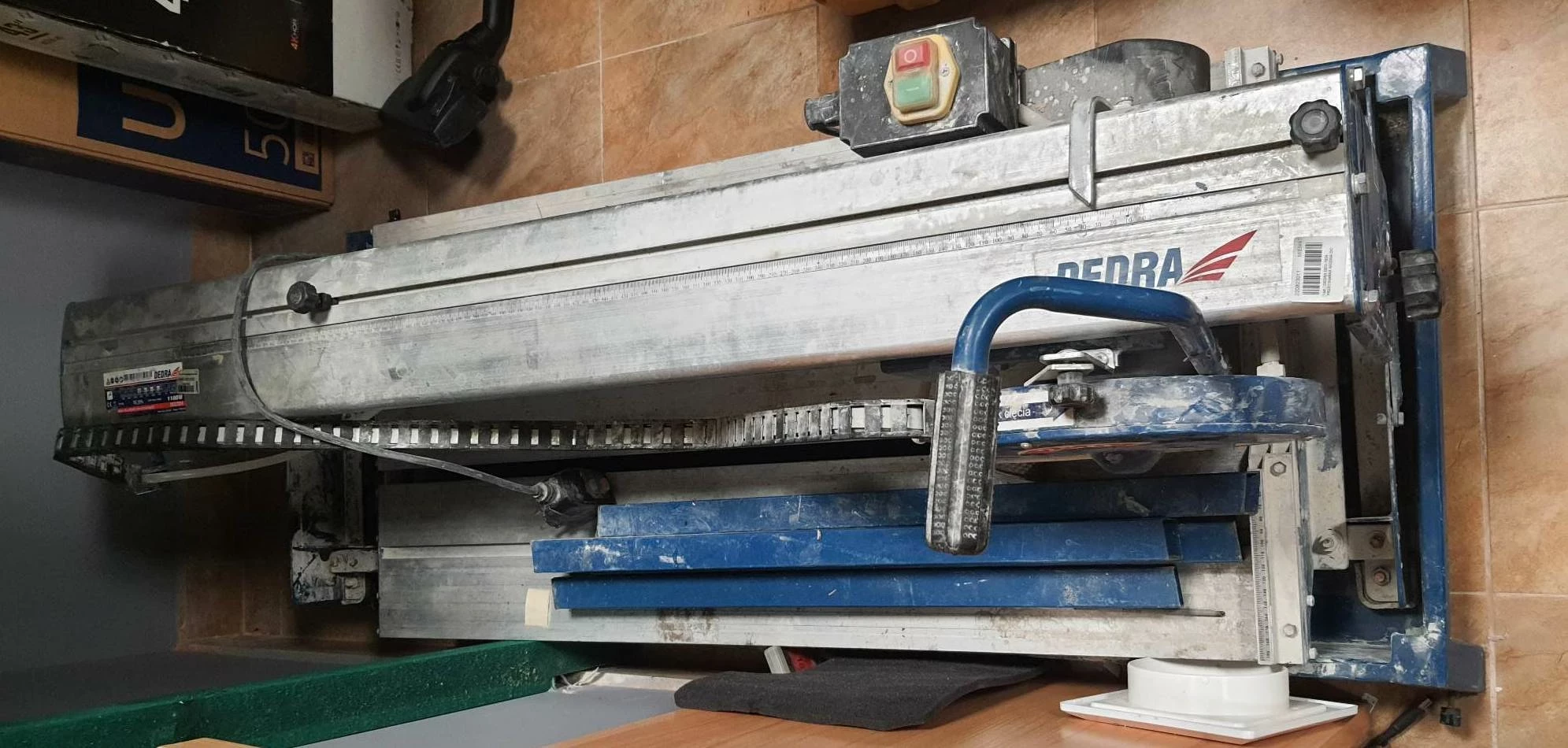 dedra-ded-7824-przecinarka-wodna-do-plytek-bielnikowa-4-dzialdowo