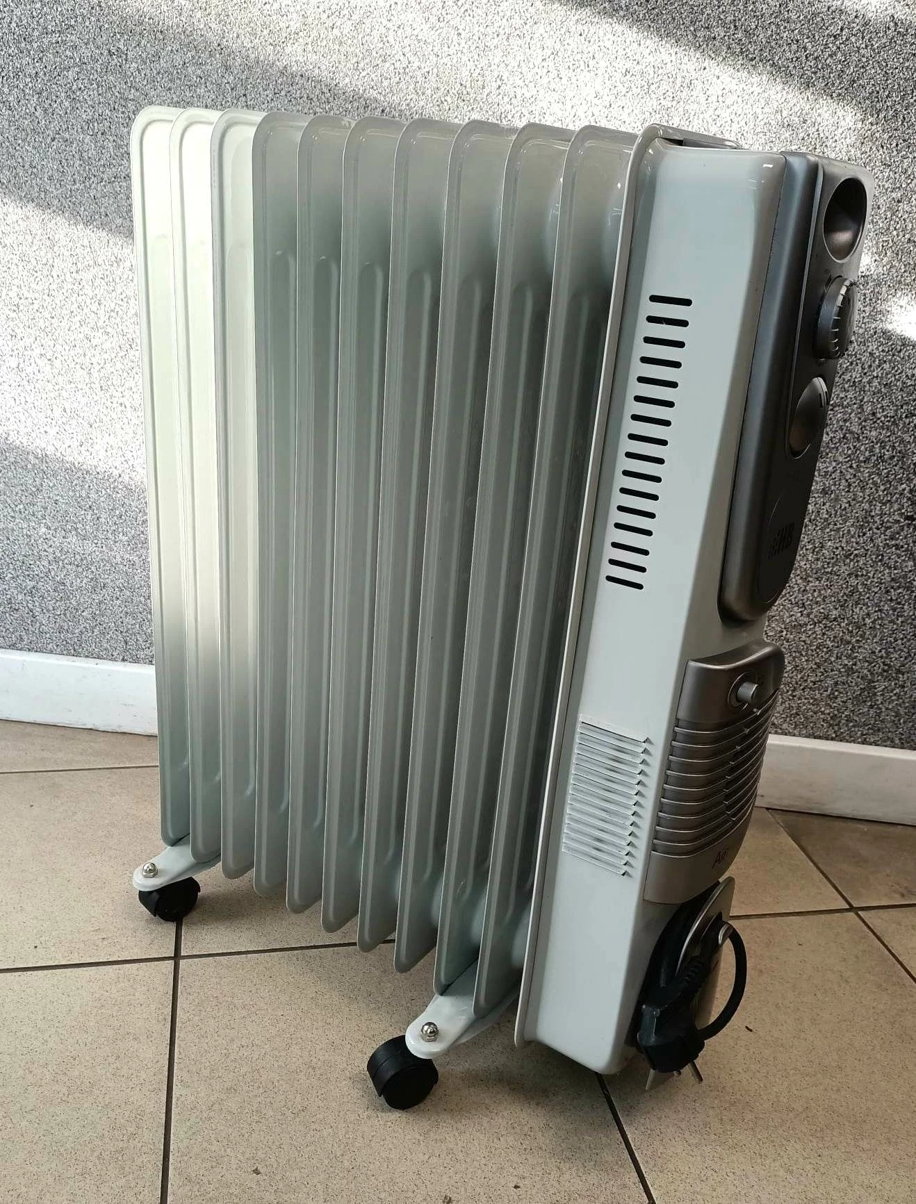 grzejnik-olejowy-hb-ofr2901t-stan-uzywany