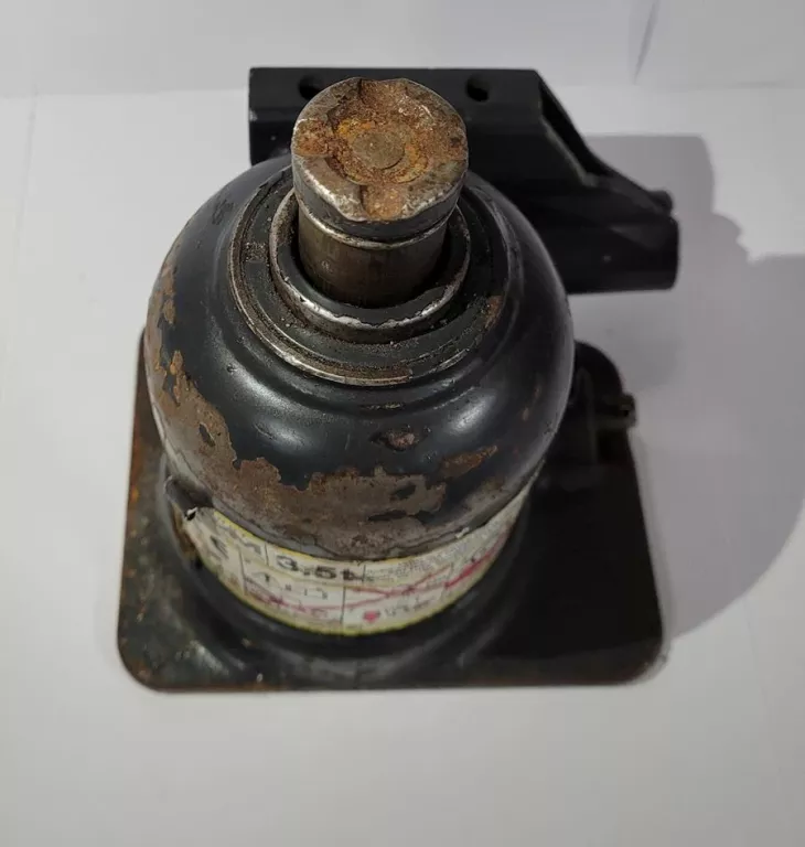 lewarek-podnosnik-35t-iveco-daily-99-14-50032746-stan-uzywany