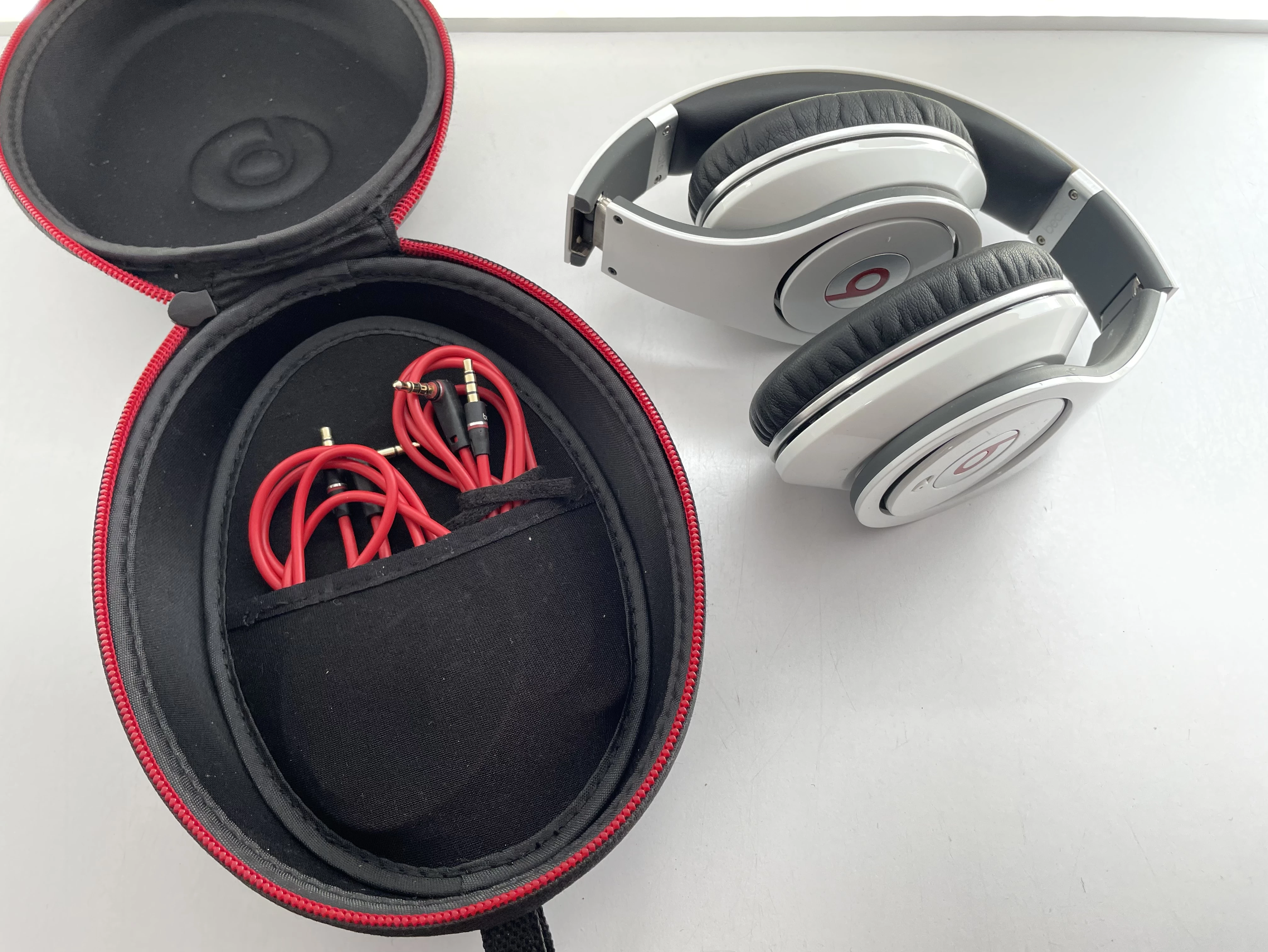 sluchawki-beats-by-dr-dre-beats-studio-stan-uzywany