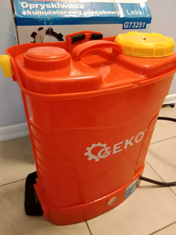 geko-opryskiwacz-akumulatorowy-plecakowy-16-l-ean-gtin-5901477157912