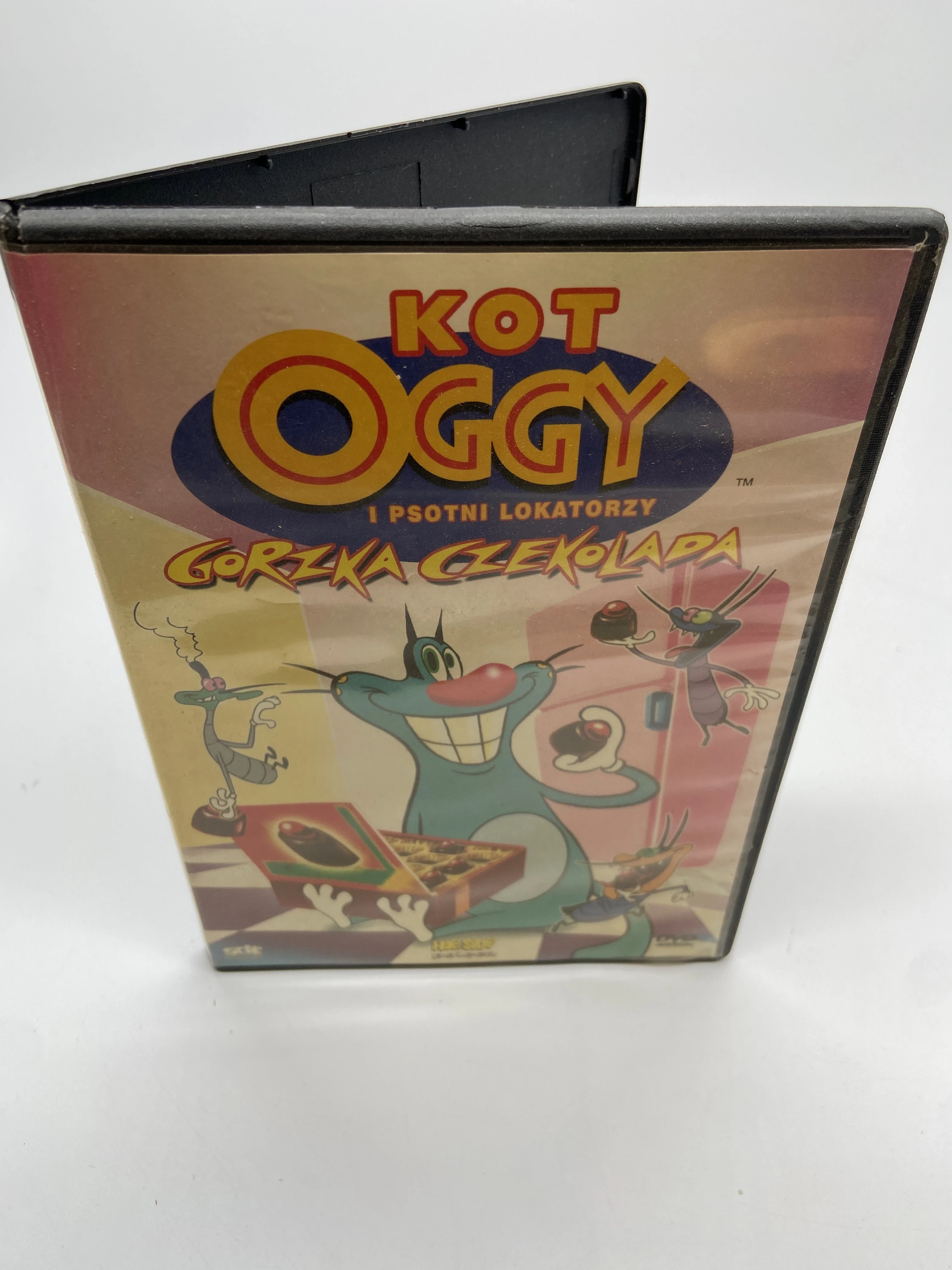 film-na-dvd-kot-oggy-i-psotni-lokatorzy-glowna-9-walbrzych-sj