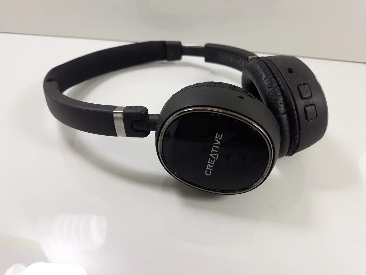 sluchawki-creative-ef0490-czarne-polwiejska-13-poznan-ska-x
