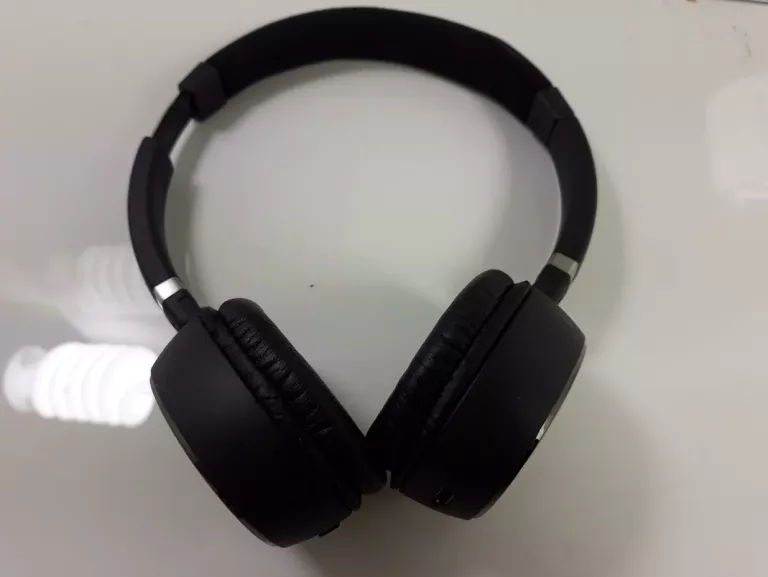 sluchawki-creative-ef0490-czarne-marka-creative