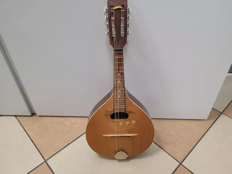 ZABYTKOWA MANDOLINA MADE IN ROMANIA - ZADBANA !