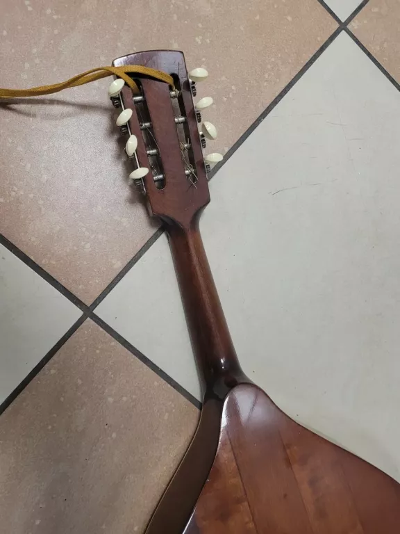 ZABYTKOWA MANDOLINA MADE IN ROMANIA - ZADBANA !