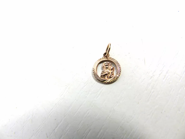 MODLITEWNY ZŁOTY MEDALIK PR.585