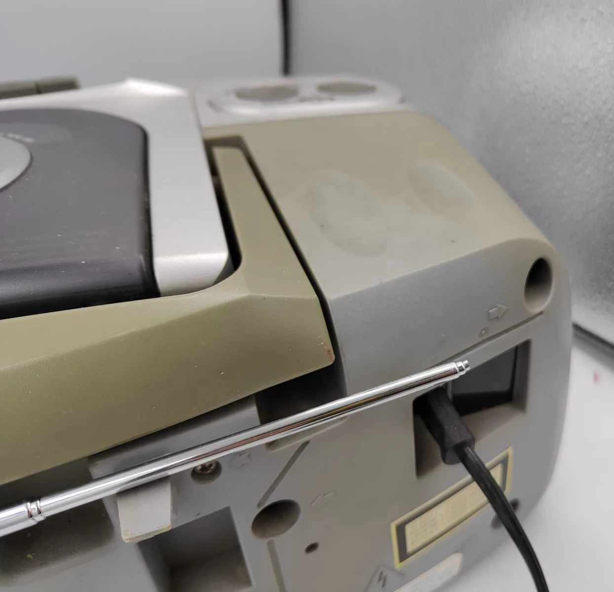 radio-cd-aiwa-csd-td61-fm-zlacza-brak