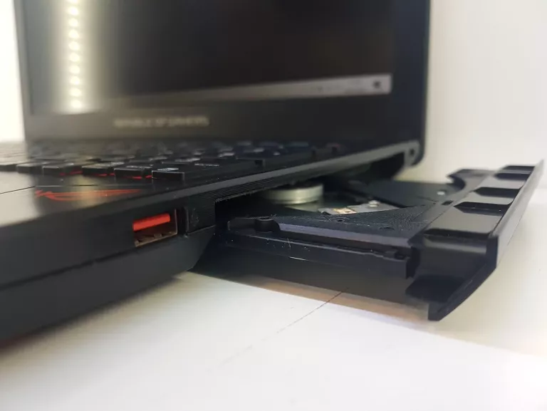 LAPTOP ASUS ROG GL553VD I5/8GB/1TB HDD/GTX1050