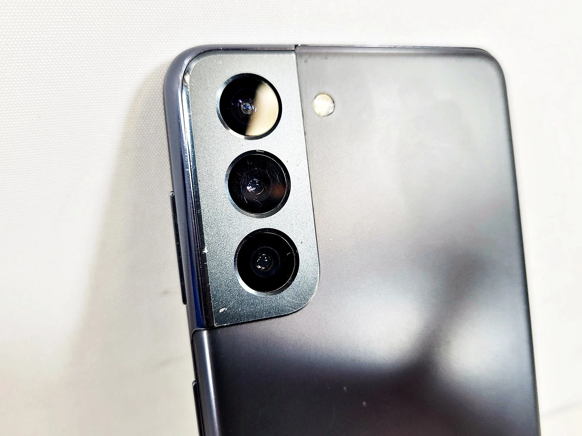 samsung-galaxy-s21-5g-8gb128gb-czarny-kod-producenta-sm-g991bzadeeb