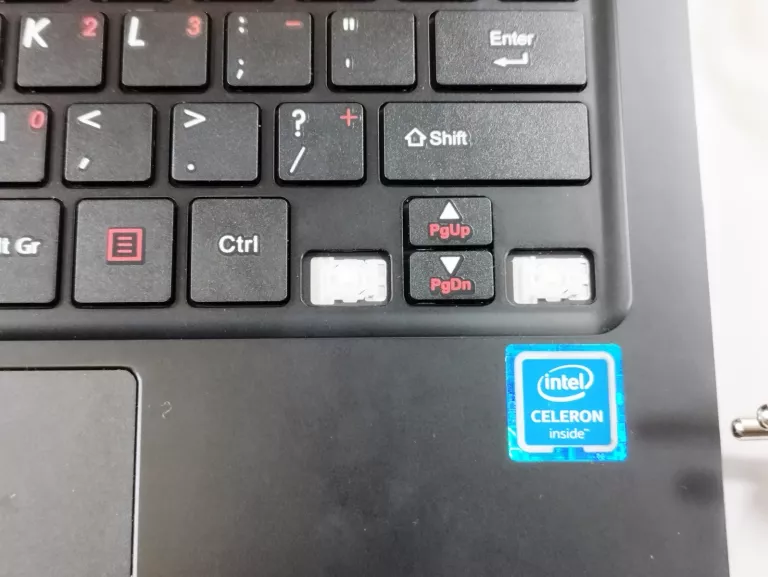 LAPTOP TECHBITE ARC 11,6 HD + ŁAD + PUDEŁKO