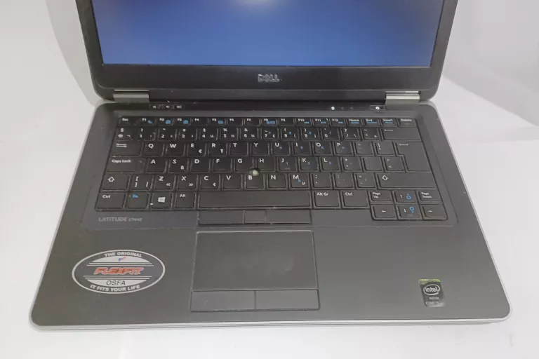 LAPTOP DELL LATITUDE  E7440